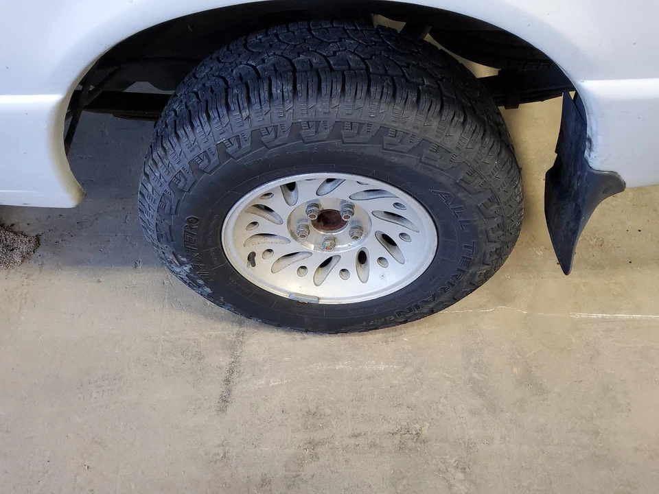 Conjunto de cremallera y piñón usado se adapta a: Ford Ranger 2002 dirección asistida cabina regular Foto 4 de 4