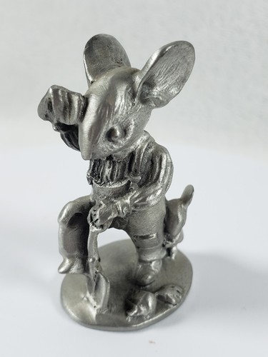 Hudson Pewter Rabbit Farmer Figurine 2 inches tall G. Sharpe - made in USA