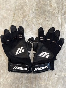 Mizuno Youth Medium Batting Gloves Black + Bonus Left Hand Glove