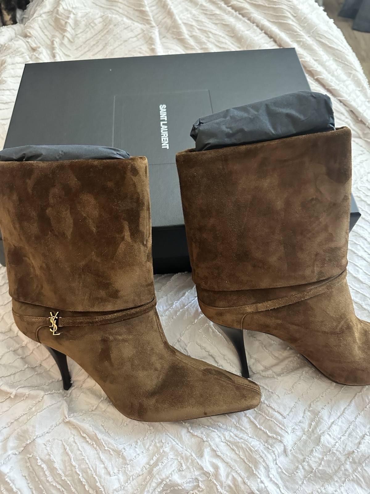 Stivaletti SAINT LAURENT Niki 90 scamosciati. Taglia 7 37. NUOVI con scatola sacchetti antipolvere