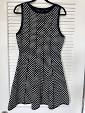 Theory Black White Geometric Knit Stretch Fit & Flare Sleeveless Dress size L