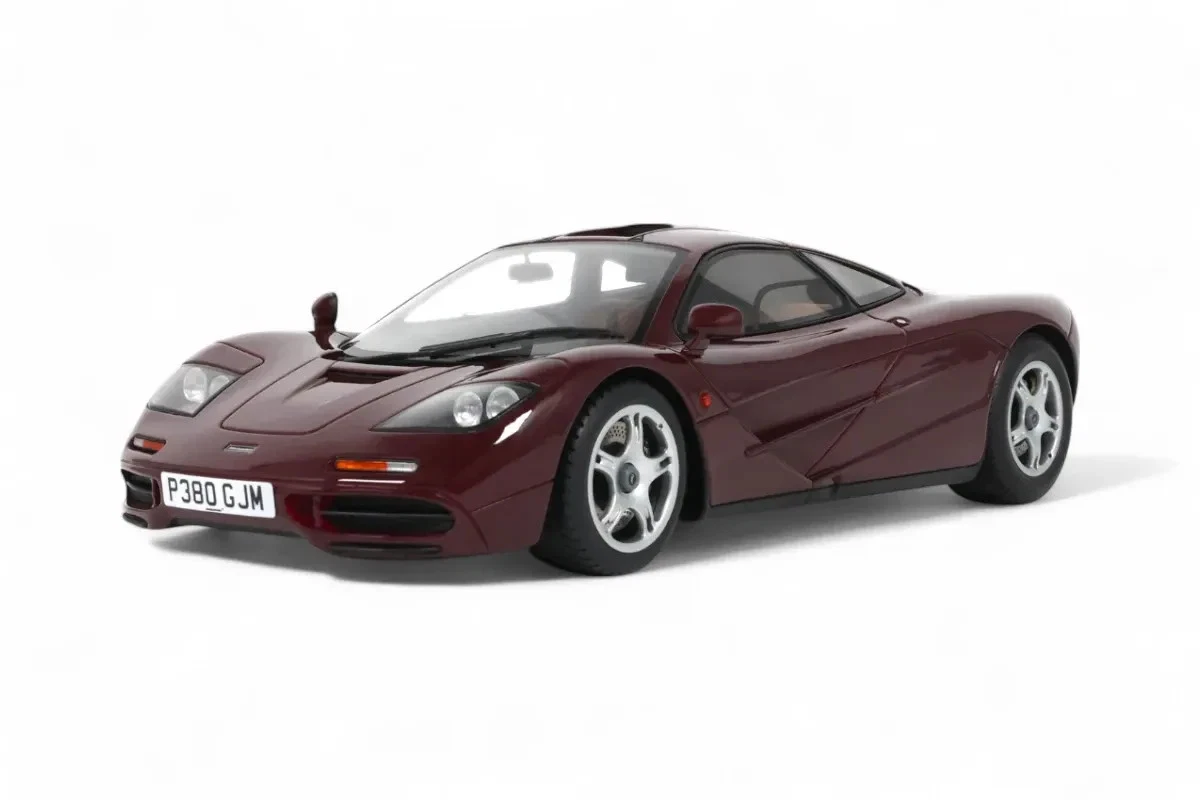 Minichamps 1/12 McLaren F1 Roadcar - Gris Foncé - Miniature Collection