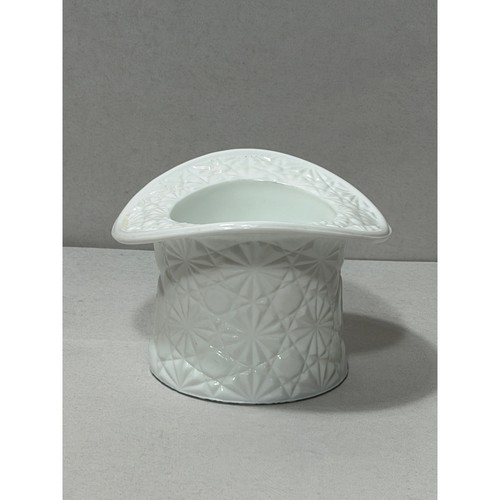 Vintage Fenton Milk Glass Top Hat Daisy and Button Pattern Vase White