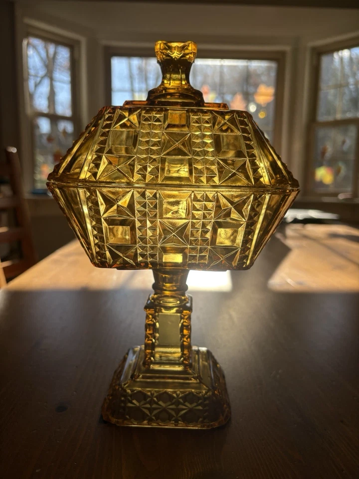 Adams & Co. "Valencia Waffle" EAPG covered compote Pedestal amber glass, c1885 - Image 2 of 4