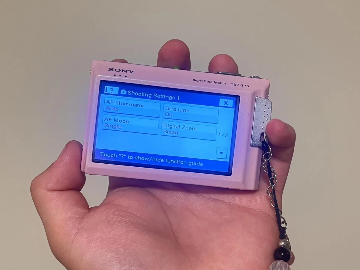 Sony Cybershot DSC-T70 8.1MP Digital Camera w/3x Optical Zoom Pink