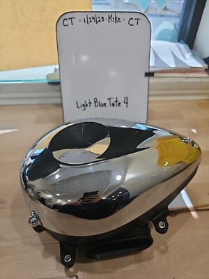ケースのみ Suzuki OEM Part 13701-39G00 Case Assembly Air Cleaner for sale