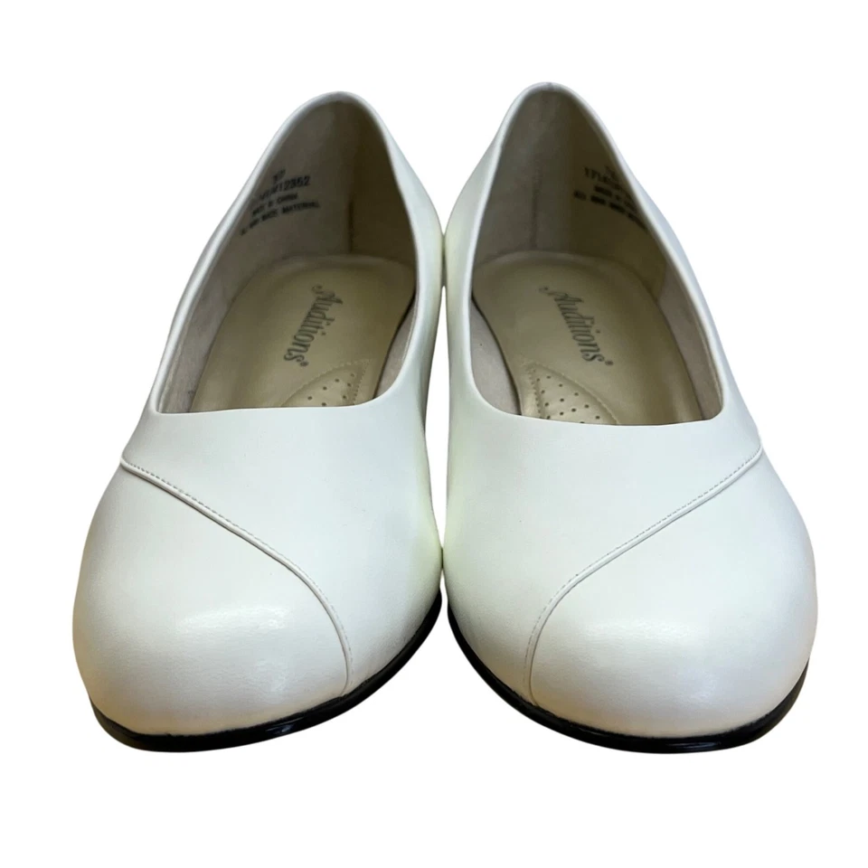 Женские белые мужские туфли-лодочки на низком каблуке без шнуровки размер 7,5 Вт - Изображение 2 из 4