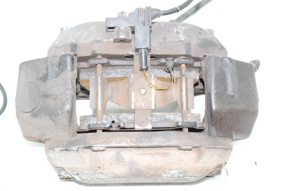 03-06 Pinza de freno delantera derecha MERCEDES-BENZ SL500 F1874 Foto 3 de 4