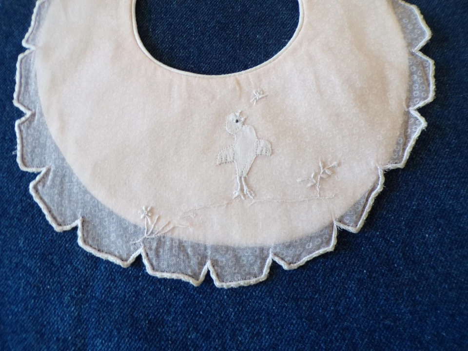 BAVOIR ANCIEN DENTELLE BRODERIE - Photo 2/4