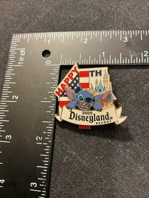 DLR HAPPY 4TH OF JULY 2005 SLEEPING BEAUTY CASTLE STITCH PIN 3D LE 2000  #39539
