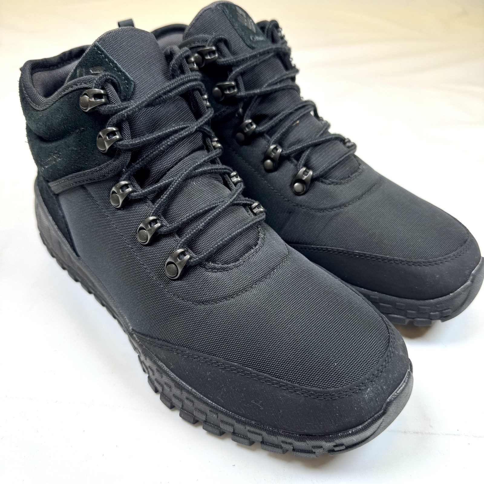 Columbia Snow Boots Mens Size 10 Black Waterproof Winter Hiking YM6727-010-image