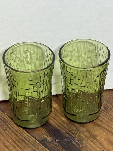 2 Vintage Anchor Hocking Pagoda Avocado Green 3 3/4" Juice Glass Tumblers (CRT2)