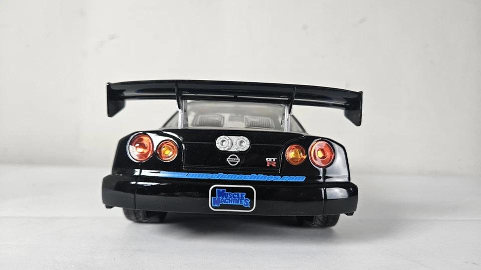 Nissan Skyline GTR SSTuner Muscle Machines 1/18 Diecast - Image 4 of 4