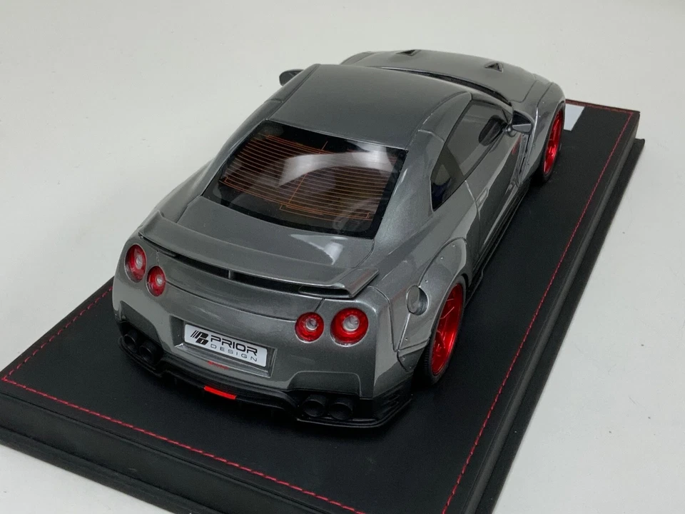 Nissan GT-R 35 1/18 GT Spirit por diseño anterior en plata GT243 personalizado AB106 Foto 4 de 4