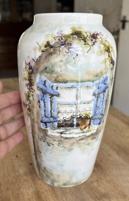 Vintage handbemalte Keramik Vase Landhaus Kern 24 cm hoch Gartenmotiv