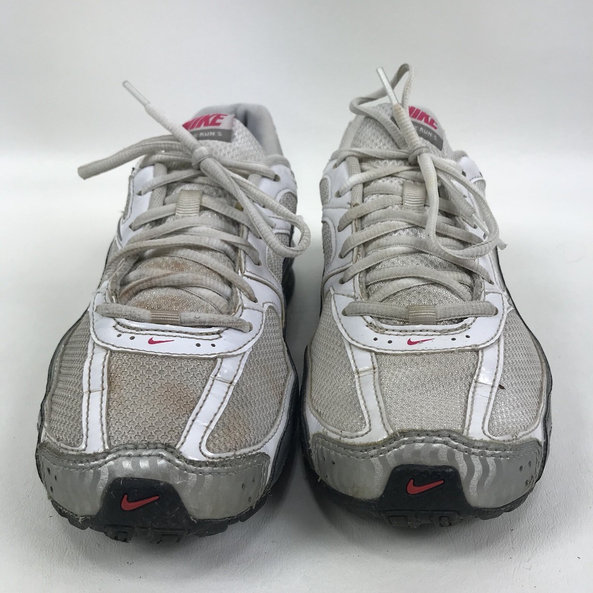 Nike Reax Run 5 Womens Running Shoes Size 7.5 White/Silver