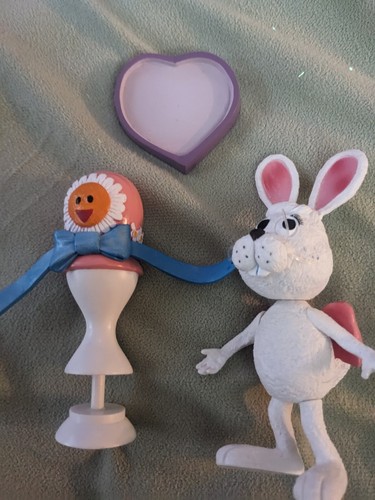 Diamond Select Here Comes Peter Cottontail Donna Bunny/Bonnie Bonnet/Heart Figs