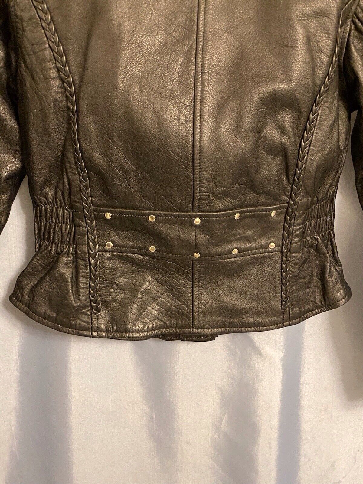 Picture 3 of 16