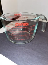 Vintage Pyrex 1 Quart 4 Cups Red Lettering Glass Measuring Cup with Handle 532
