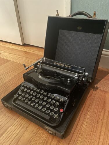 1930’s Vintage Remington Rand Typewriter - Picture 1 of 3