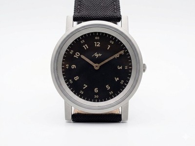 Vintage Luch Quartz Men's Watch - BAUHAUSE - Soviet Belarus 