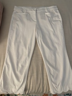 Lane Bryant White Capri Pants With Tummy Control, Scallop Hem Detail, Size 14