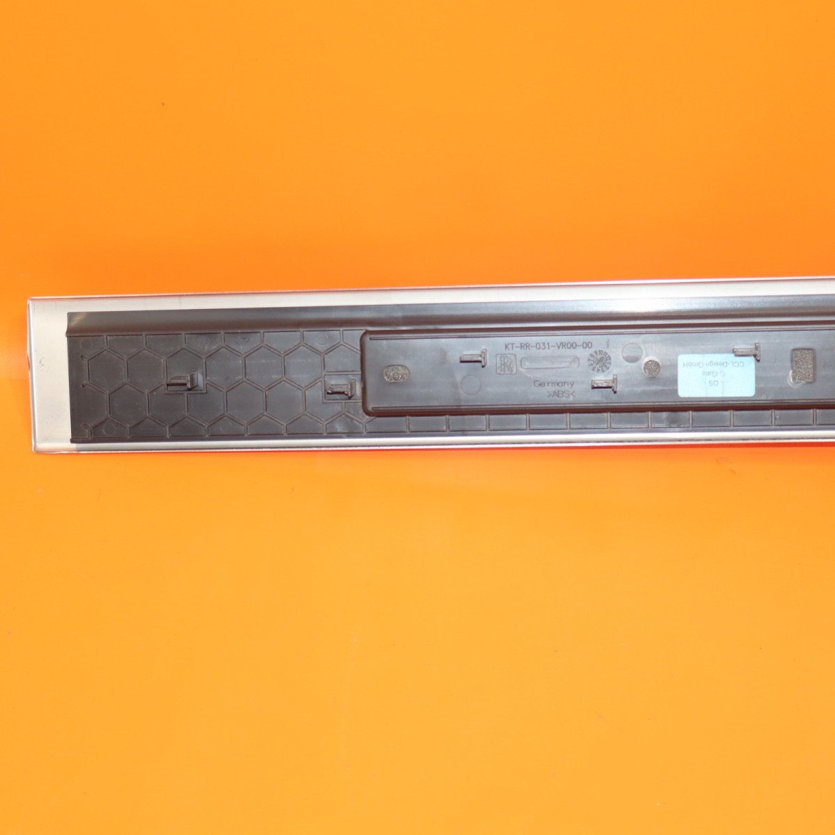 Rolls-Royce Cullinan 2019-2023 Front Right Rocker panel
