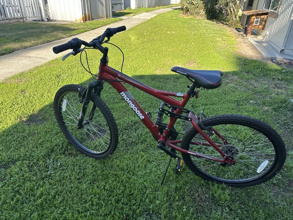 2 Different Bikes One Each Is 40 Or Both For 70 - Image 3 of 3