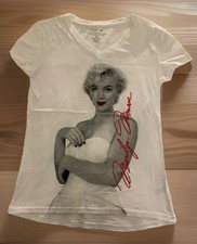 Estate of Marilyn Monroe Vintage T Shirt 2015 White V-neck Gray Photo Red Accent