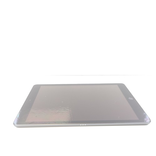 Apple iPad 9th Gen. 64GB A2602 Wi-Fi 10.2 in - Space Gray - GRADE B- - Picture 12 of 14
