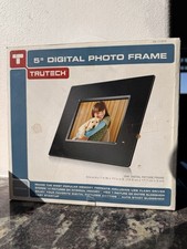 Trutech 5" Digital Photo Frame - Reads SD USB xD MMC - Black Desktop Picture