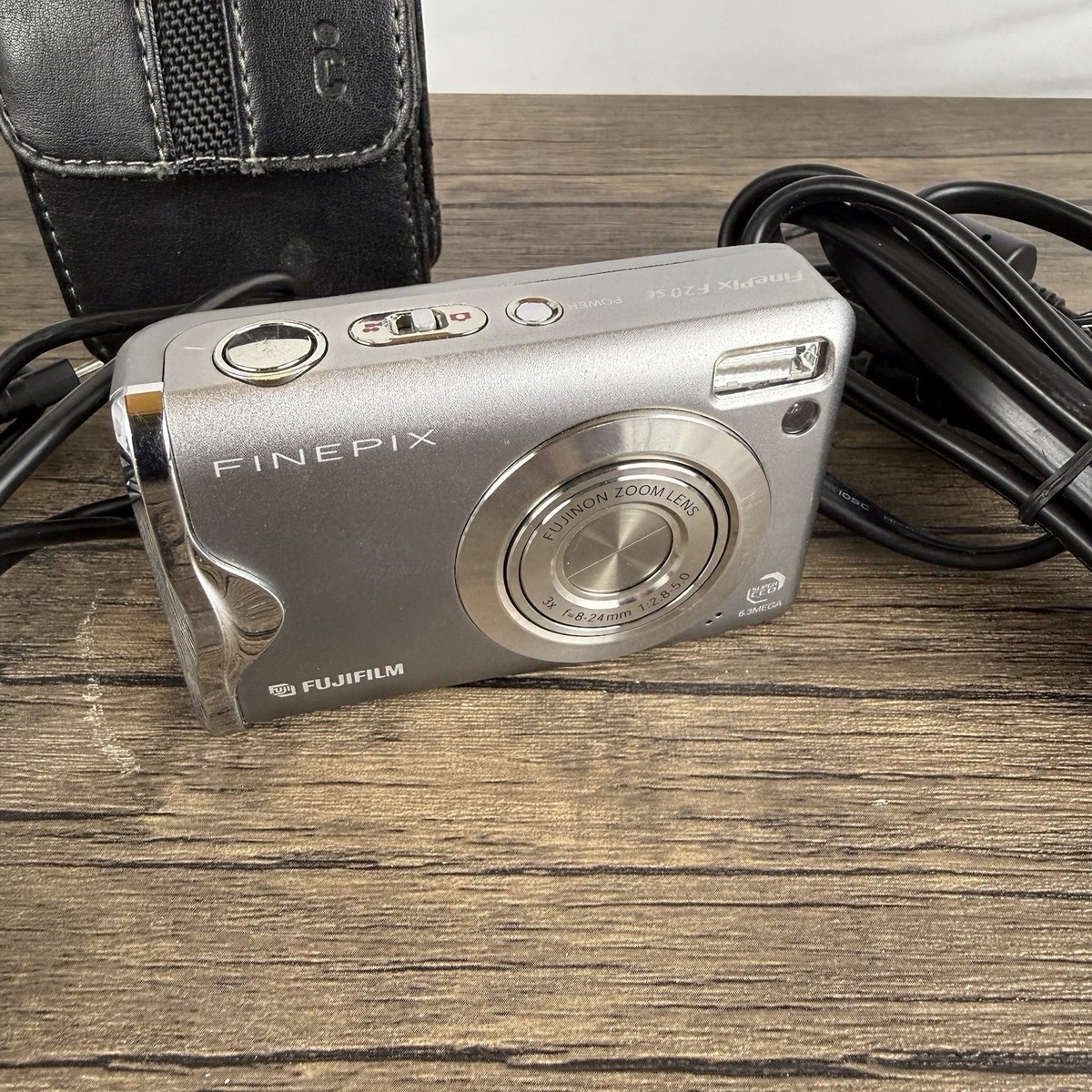 Fujifilm FinePix F Series F20 6.3MP Digital Camera - Silver for