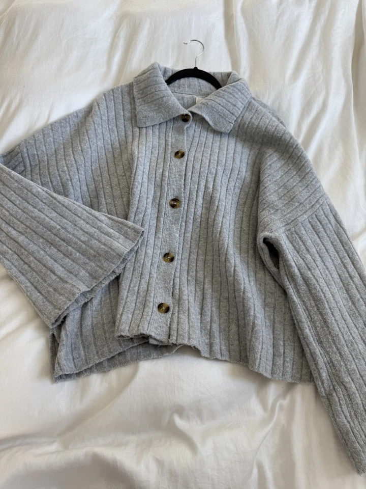 Grey Aerie Knit Button Up Sweater Super Cozy & Soft Size Xl Long Sleeve - Image 2 of 4