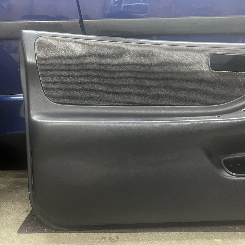 Panel de puerta de vinilo izquierdo negro Acura Integra 1994-2001 cupé escotilla conductor Foto 2 de 4