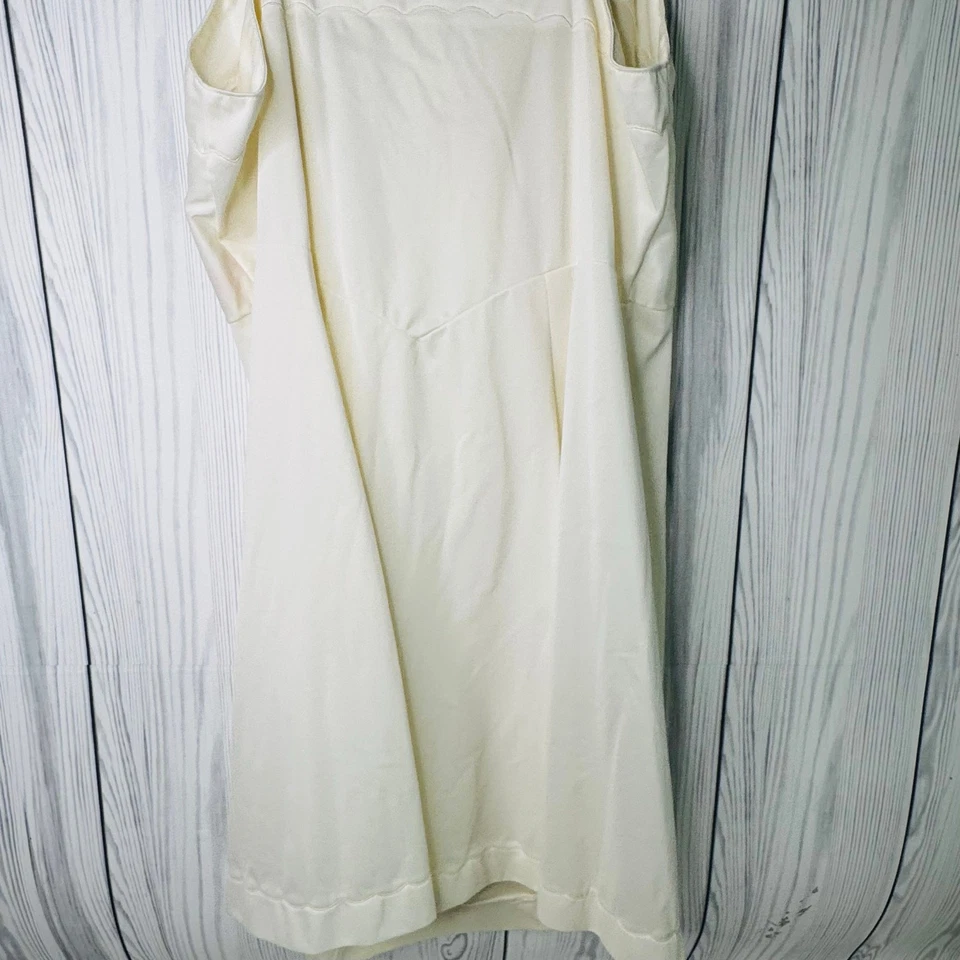 Lencería nupcial Sears vintage marfil satinado nailon encaje talla 42 corta sin cordones Foto 3 de 4