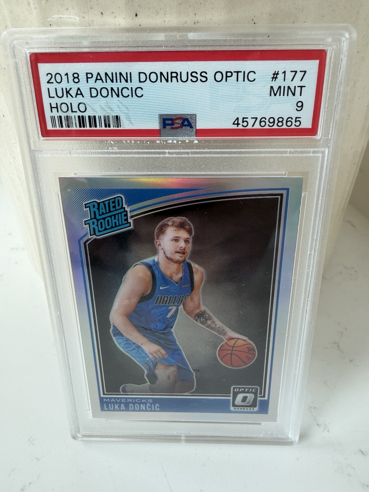 2018 Optic Holo Luka Doncic #177 Mavericks Lakers RC PSA 9 view 1