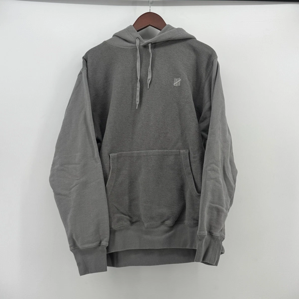 Undefeated 5 Strike In Men's Sweats & Hoodies for sale | eBay