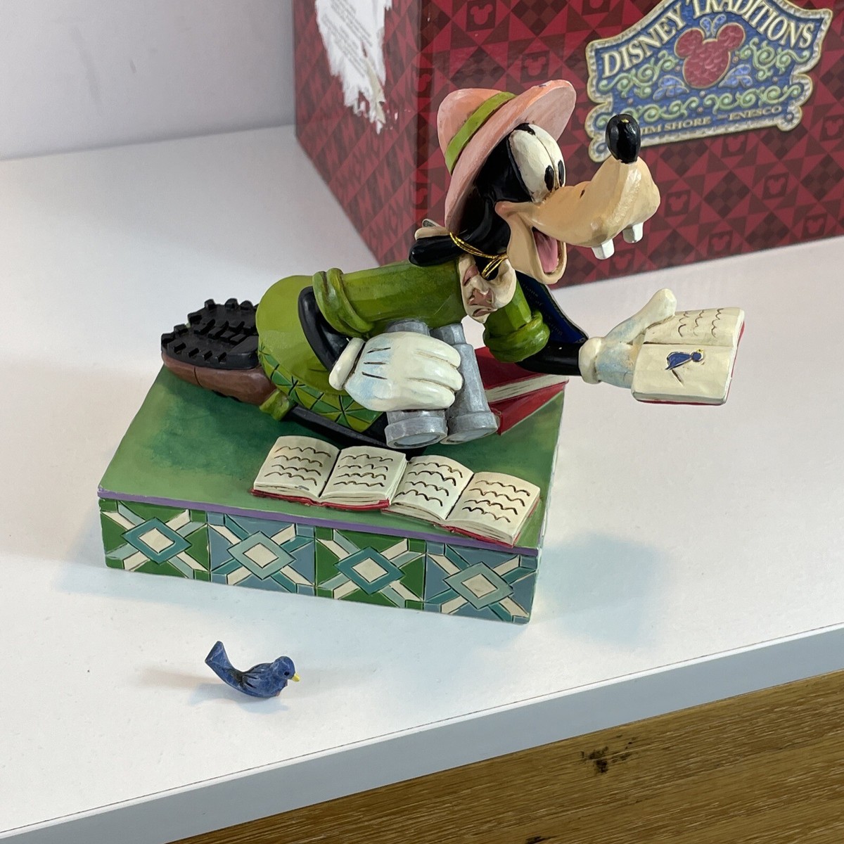 Jim Shore Walt Disney Showcase RARE Bird Watching Goofy ( Bird