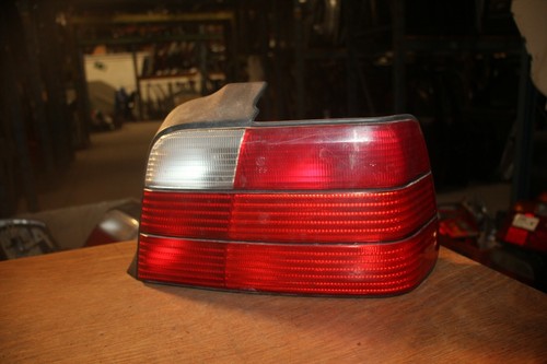 BMW 3ER (E36) 91-97 LIM. *RÜCKLICHT/HECKLEUCHTE* RECHTS 06/1993 MIT NSL