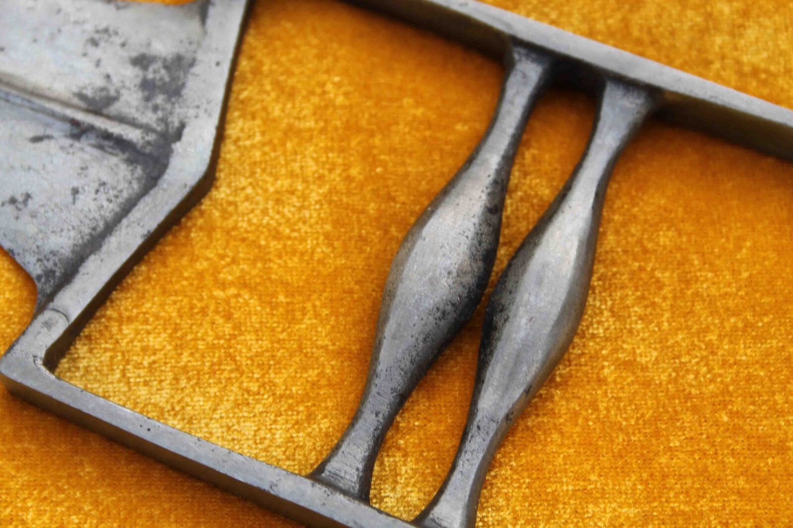 old antique Mughal Rajput Maratha warrior wootz/ damascus mix blade katar knife