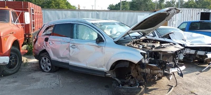 Audi Q7 2010-2017 velocímetro con pantalla de información Foto 2 de 4