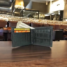 RFID Leather Wallet Men Protected Croco Black for Elegant Card Holder