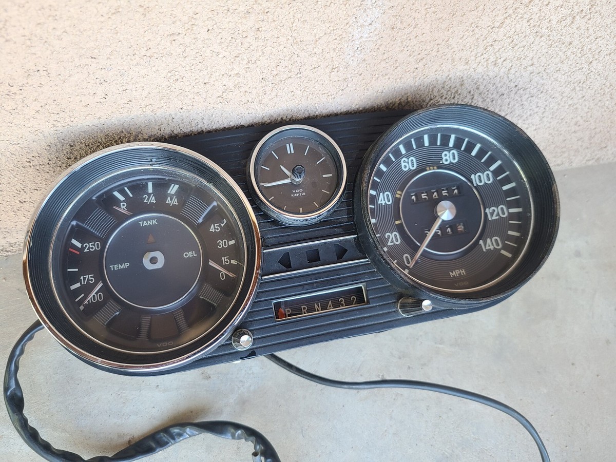 クラシツクーベンツ114-108-111用メーターセツト販売 1967-73 Mercedes-Benz 4D W108/109/114+ Instrument Cluster Assembly