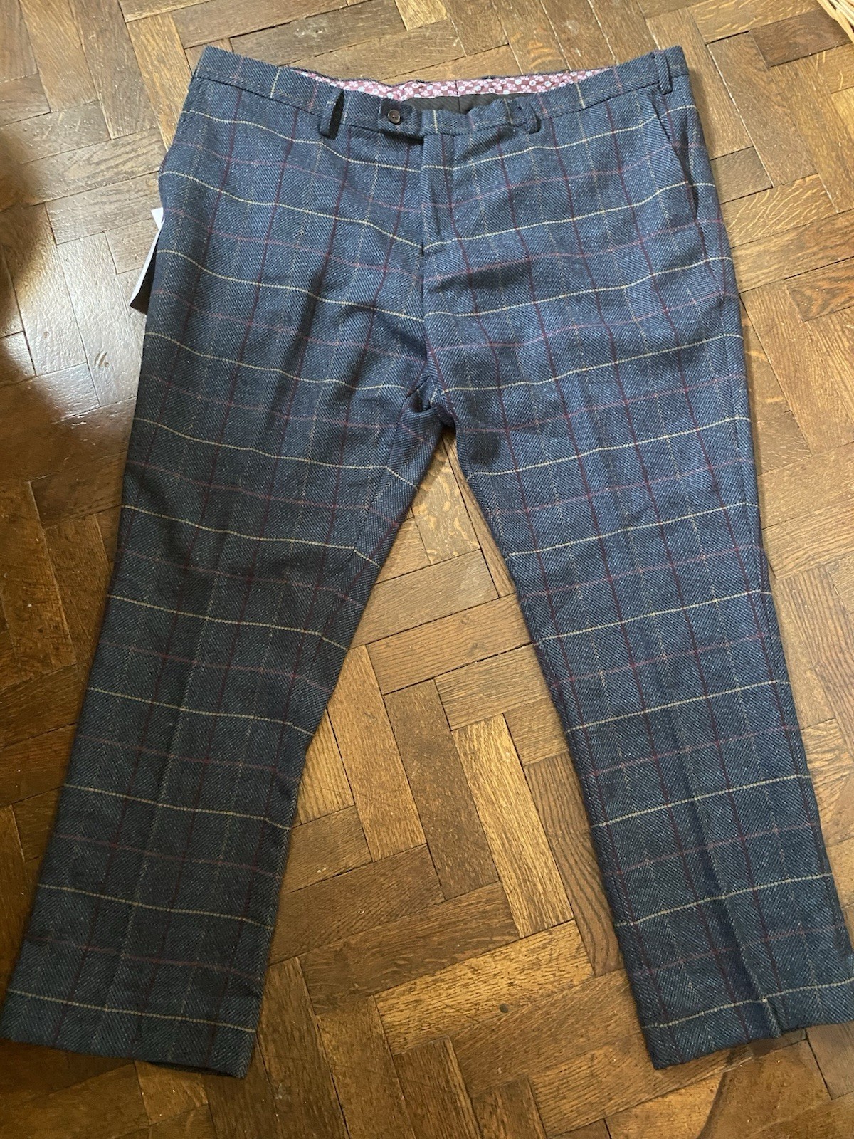Foto 2 di 8