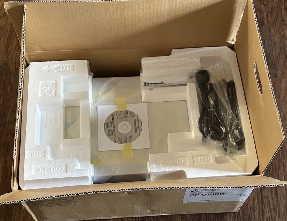 Mitsubishi CP-D70DW Dye Sublimation Printer photo printer New In Box Photo Booth - Image 4 of 4