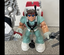 Vintage 2002 Fisher Price Rescue Heroes Matt Medic Green Blue