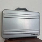 Briefcase ZEROHALLIBURTON Z2MINI Vintage Silver Slim Aluminum Hard Attache Case