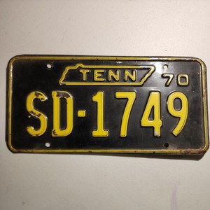 Vintage 1970 Tennessee License Plate Car Auto Blue Yellow