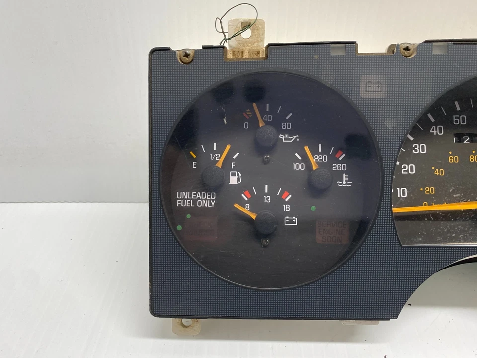 1990 PONTIAC GRAND AM SPEEDOMETER INSTRUMENT CLUSTER - OEM 257-01493 - Image 3 of 4