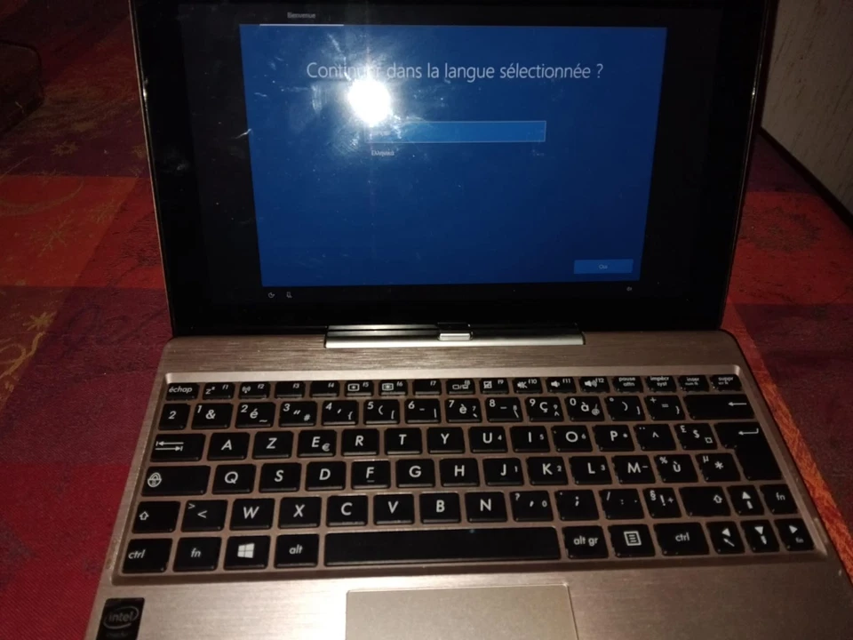 ASUS transformer book T100TAM-BING-DK047B 64GB windows 10 + Extension de 512 Go - Photo 2/4